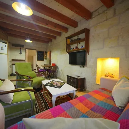 Holiday home Asya's Stone House
